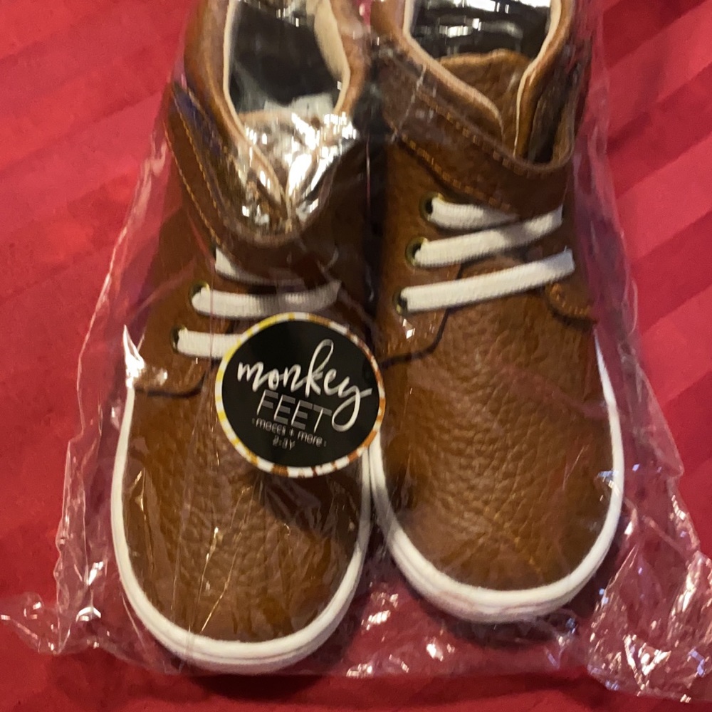 Brand new in bag Monkey feet